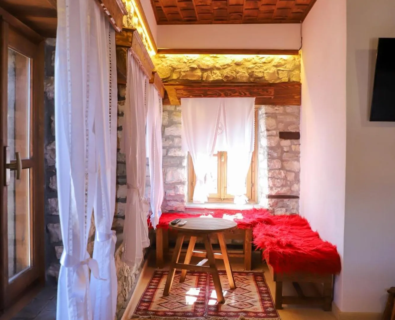 Guest house Mbrica Family - Berat Castle Gem Hotel