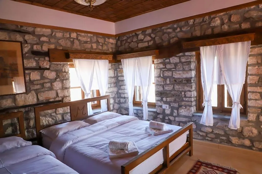 Mbrica Family - Berat Castle Gem Hotel 0*,  Albania