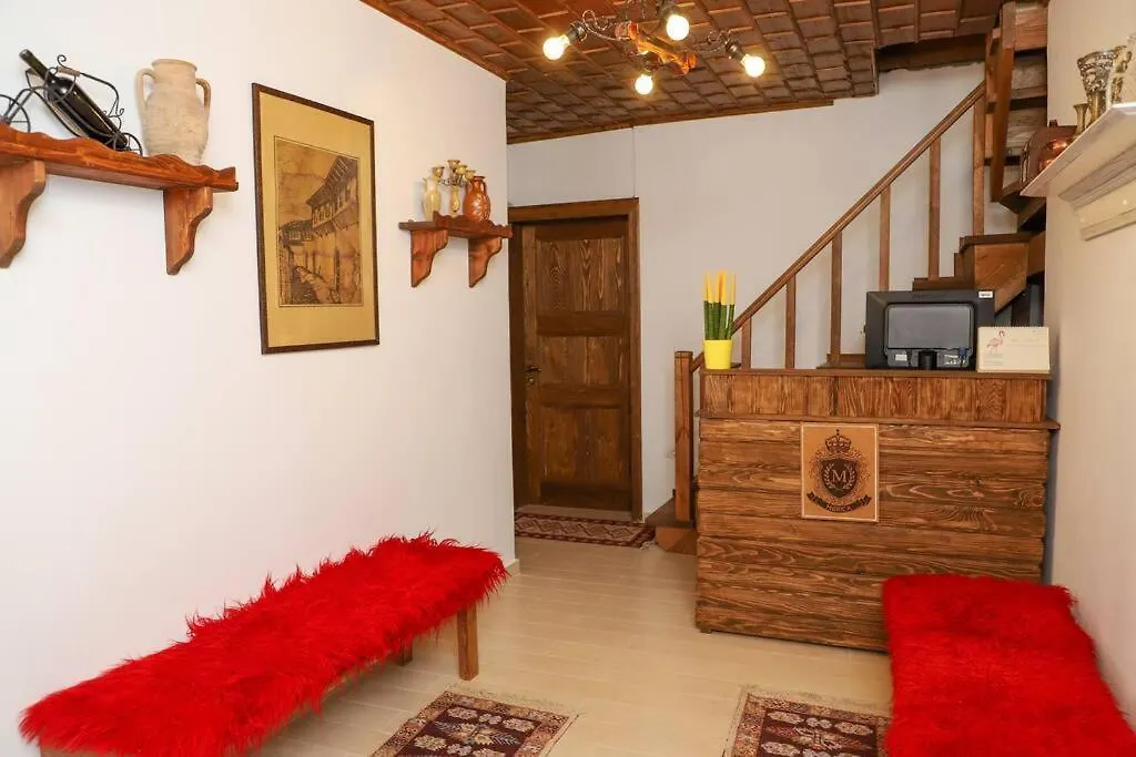 Mbrica Family - Berat Castle Gem Hotel Albania