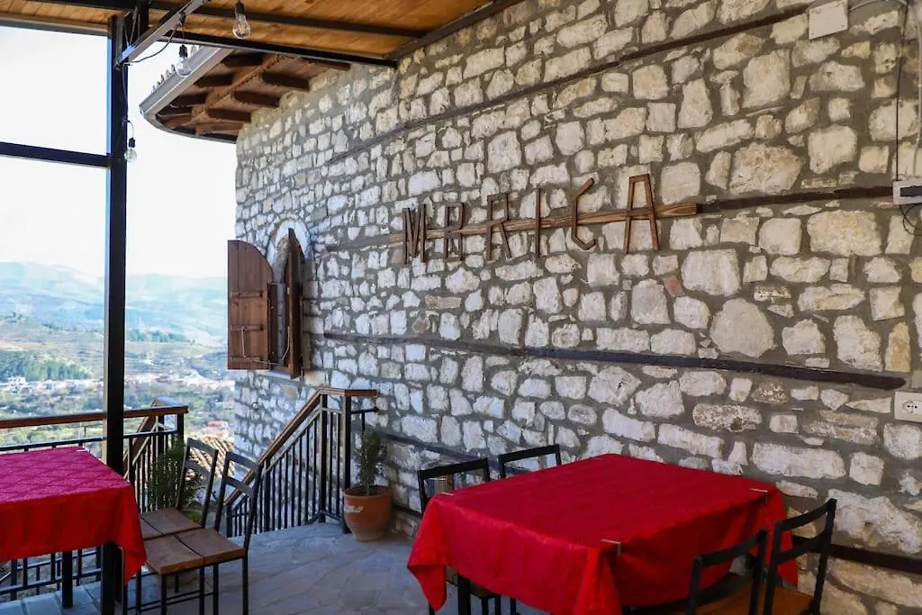 Mbrica Family - Berat Castle Gem Hotel Guest house