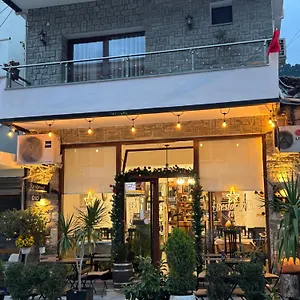 Bed and breakfast Cuci, Berat