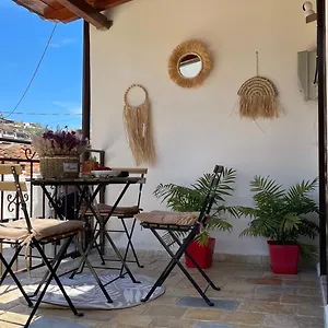 Meroli - Unesco Quarter Guest house